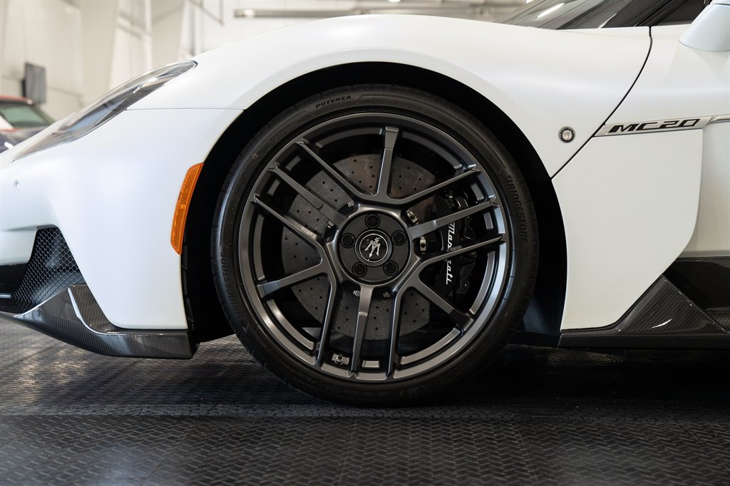 2022 Maserati MC20 49