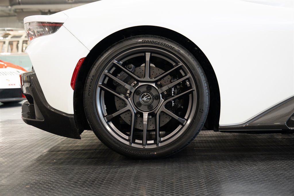 2022 Maserati MC20 48