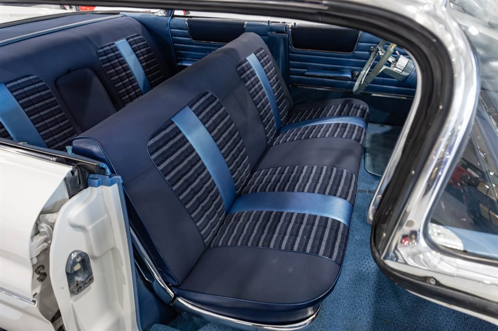 1960 Pontiac Bonneville 47