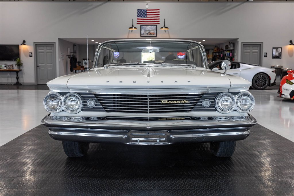 1960 Pontiac Bonneville 14