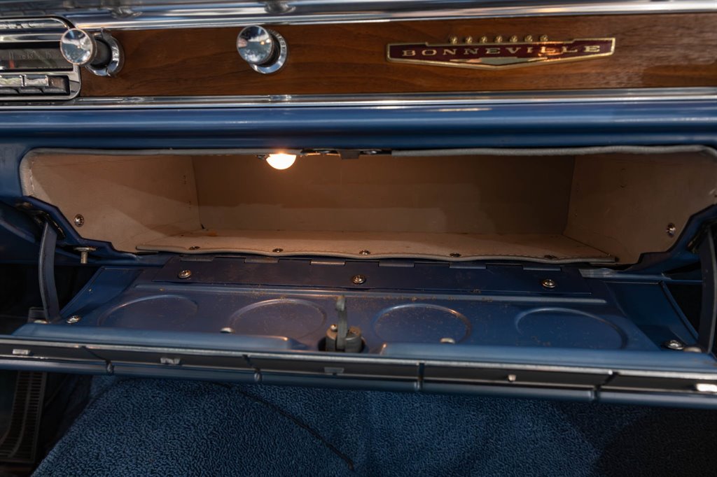 1960 Pontiac Bonneville 45