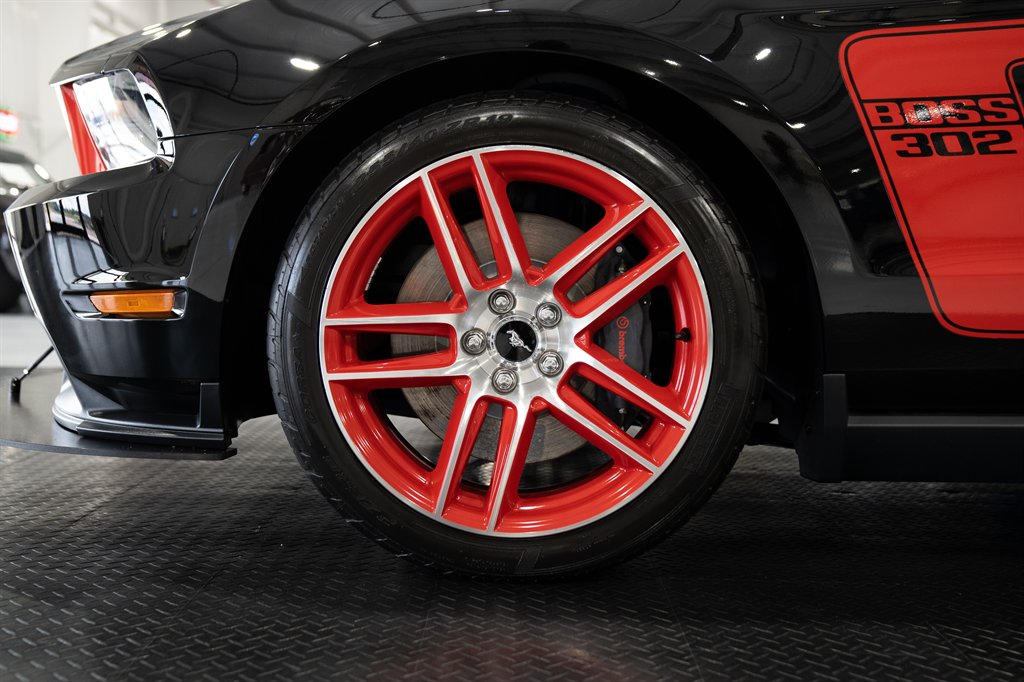 2012 Ford Mustang 36