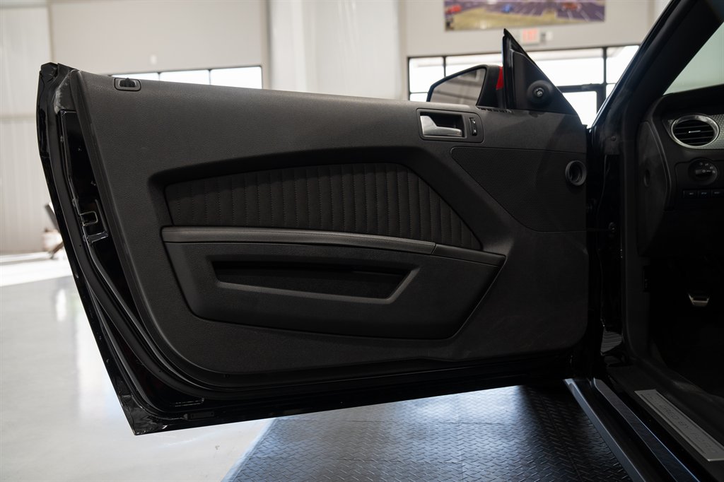 2012 Ford Mustang 39