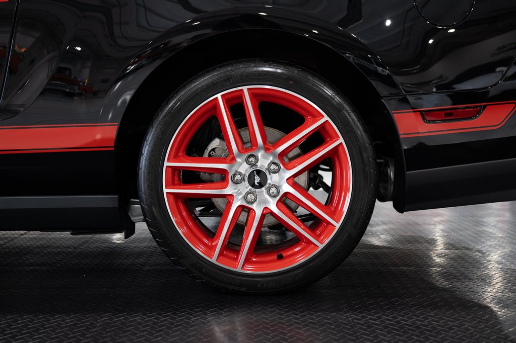2012 Ford Mustang 37