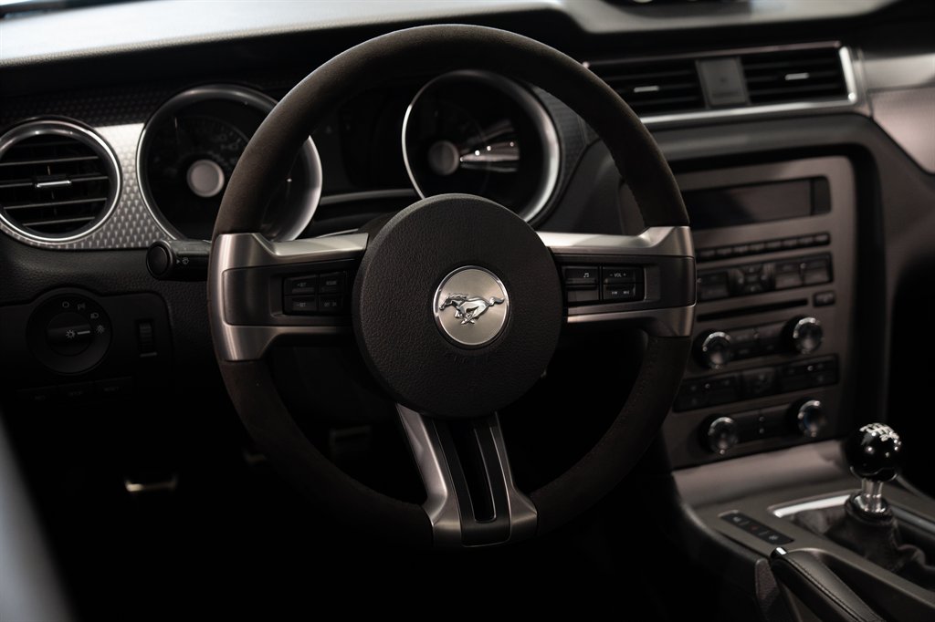2012 Ford Mustang 43