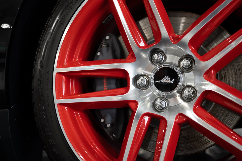 2012 Ford Mustang 38