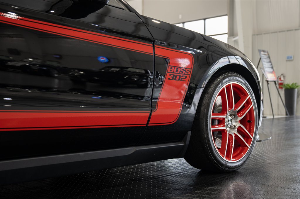 2012 Ford Mustang 23