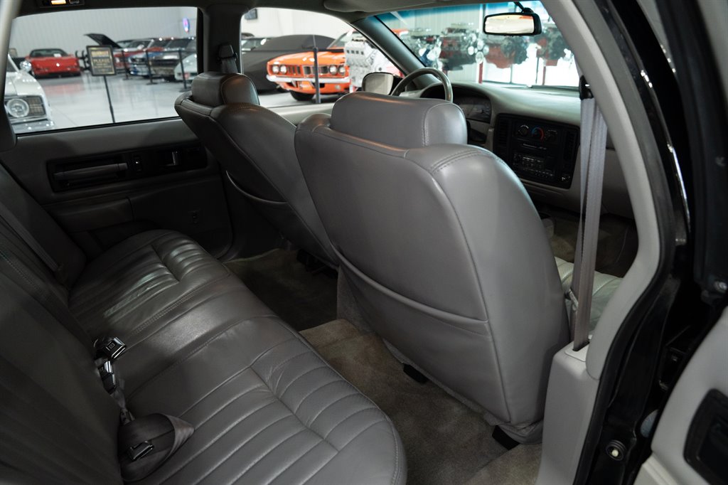 1996 Chevrolet Impala SS 43