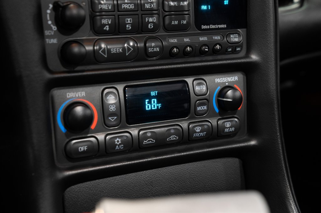 2000 Chevrolet  Corvette 55