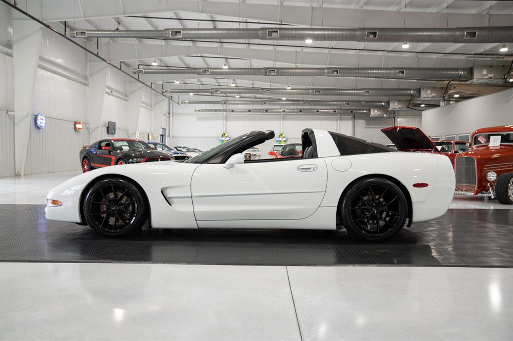2000 Chevrolet  Corvette 3