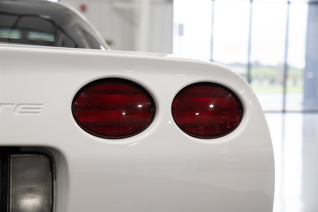 2000 Chevrolet  Corvette 35