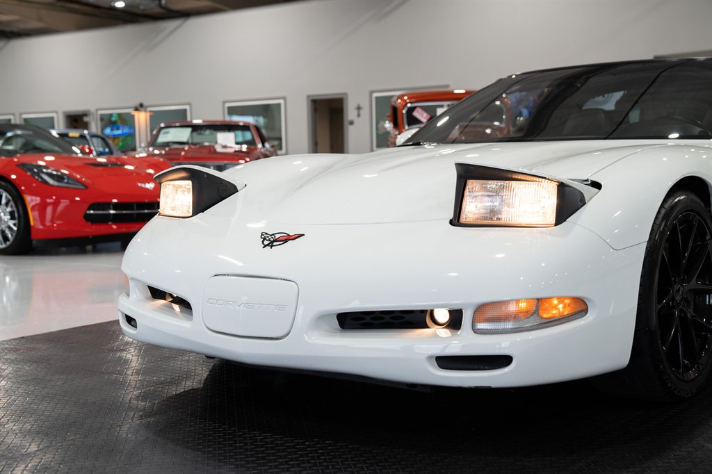 2000 Chevrolet  Corvette 16