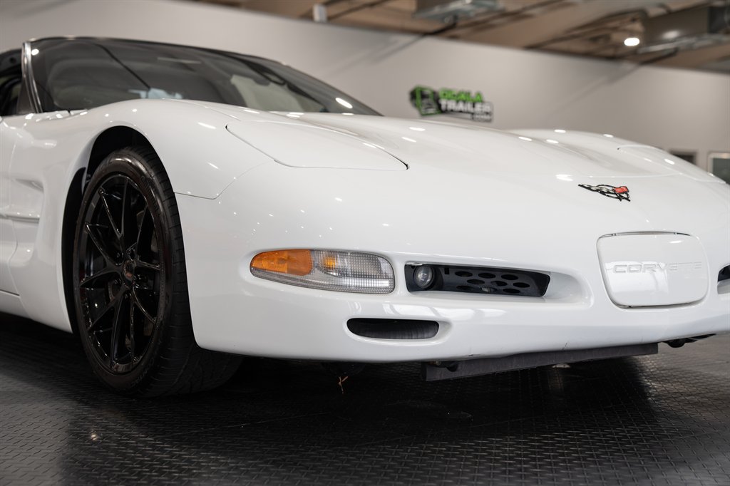 2000 Chevrolet  Corvette 18