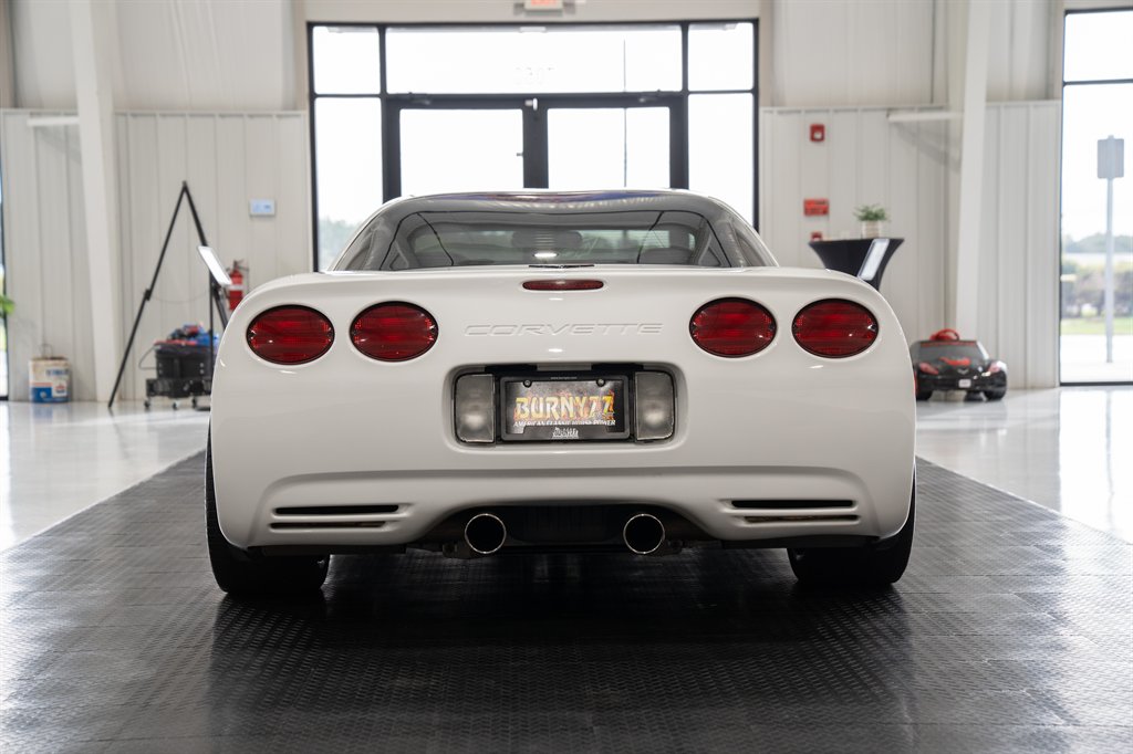 2000 Chevrolet  Corvette 7