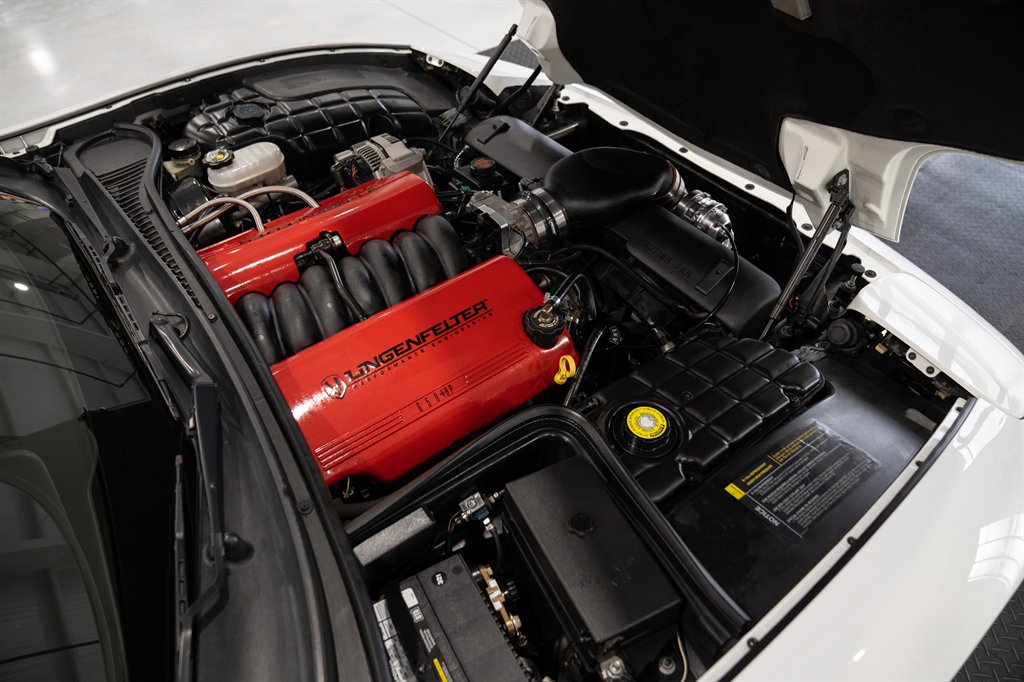 2000 Chevrolet  Corvette 80