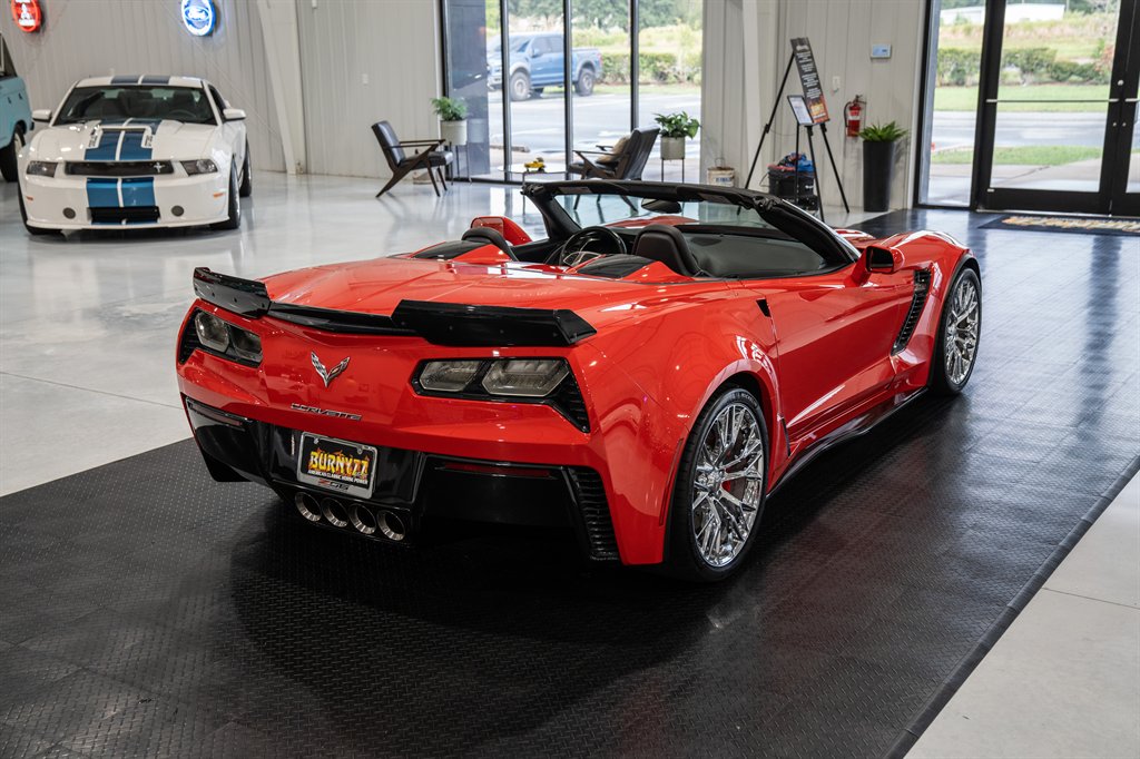 2015 Chevrolet Corvette 10