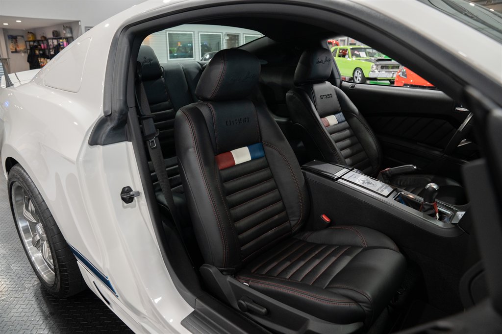 2011 Ford Shelby Mustang 66