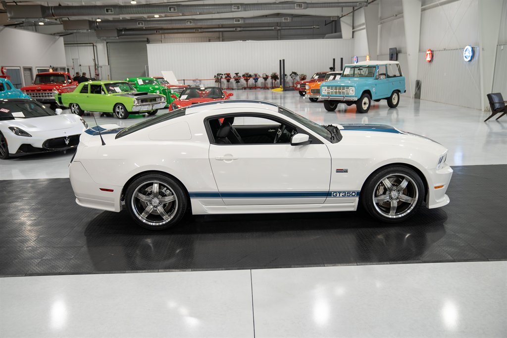 2011 Ford Shelby Mustang 12