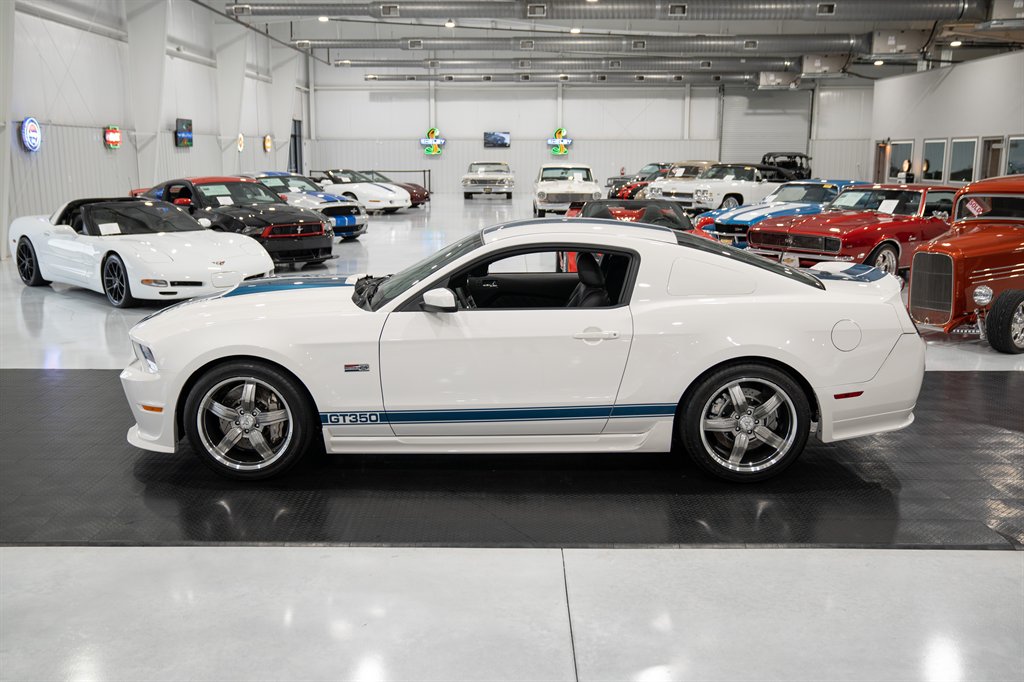 2011 Ford Shelby Mustang 4