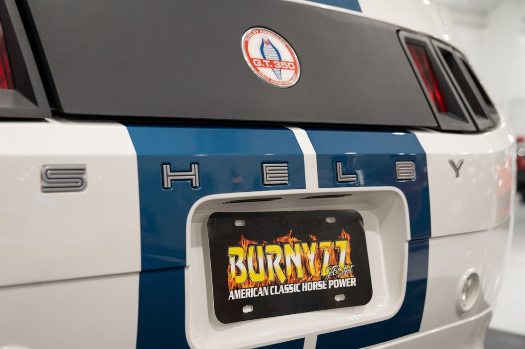 2011 Ford Shelby Mustang 35