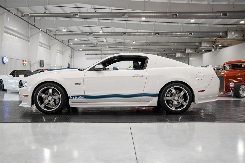 2011 Ford Shelby Mustang 3
