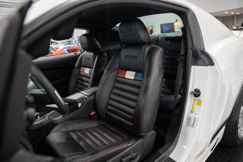 2011 Ford Shelby Mustang 42