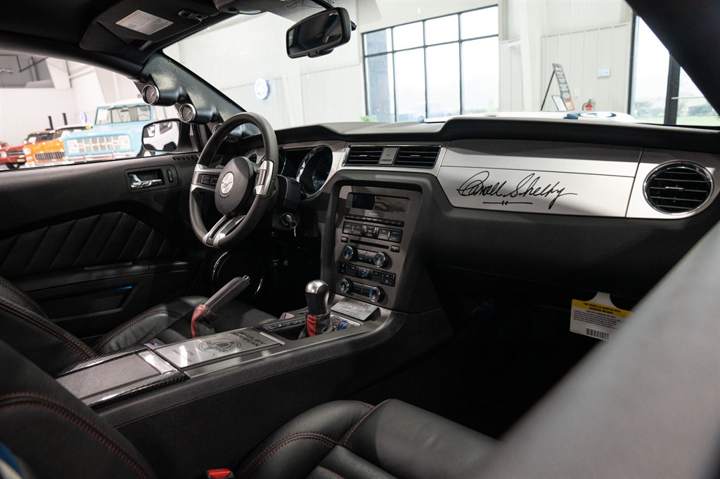 2011 Ford Shelby Mustang 63