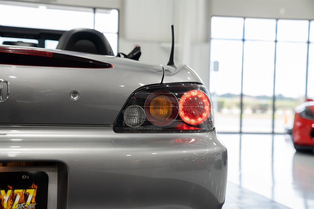 2006 Honda S2000 32