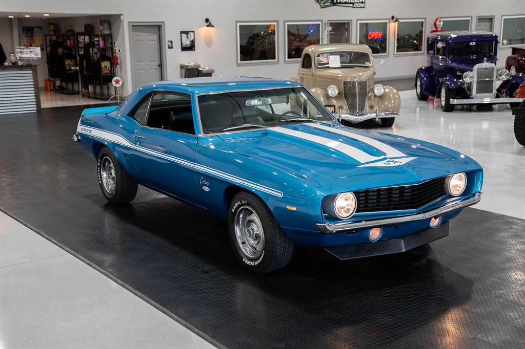 1969 Chevrolet Camaro Yenko Clone 14
