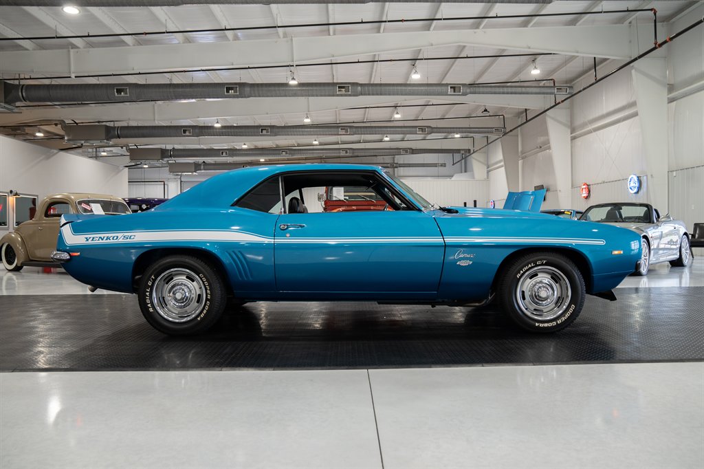 1969 Chevrolet Camaro Yenko Clone 11