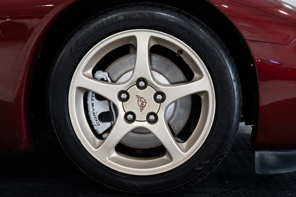 2003 Chevrolet Corvette 38