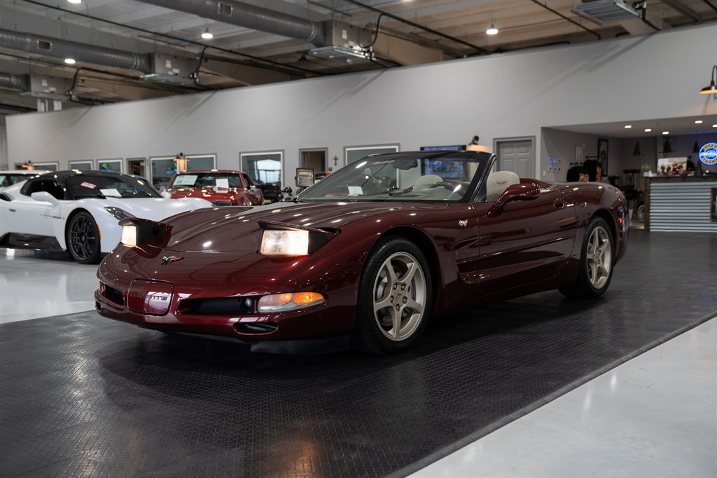 2003 Chevrolet Corvette 25