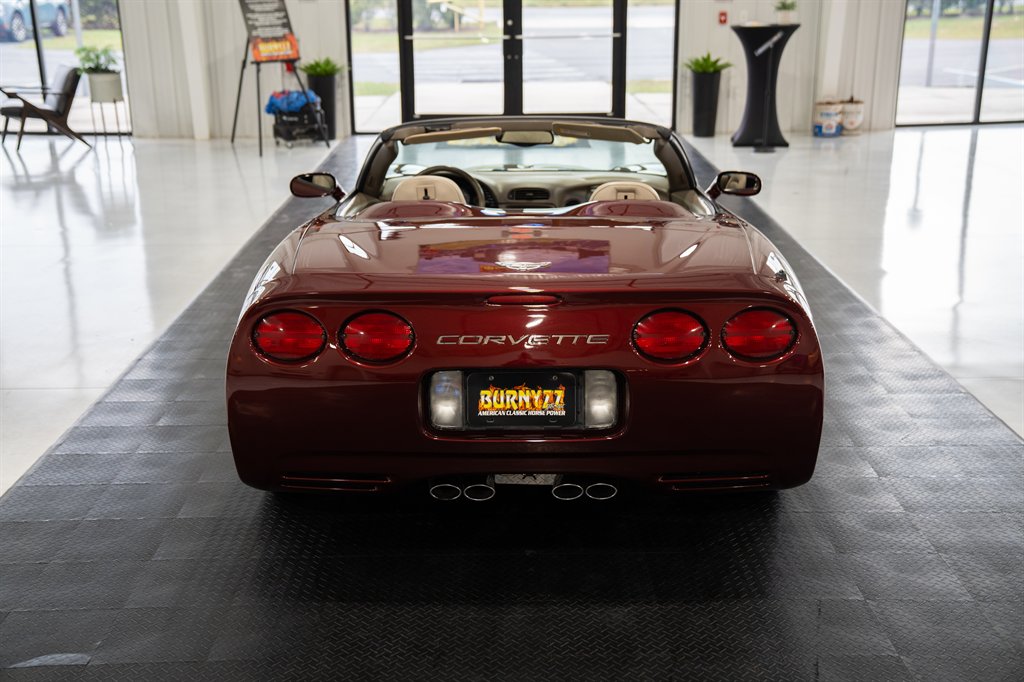 2003 Chevrolet Corvette 8