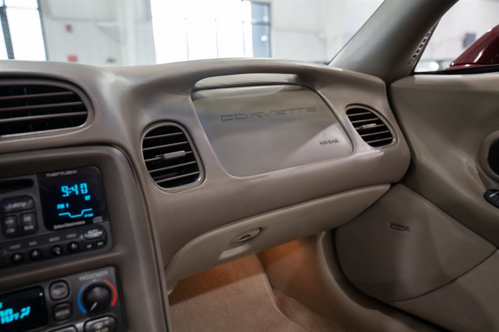 2003 Chevrolet Corvette 57