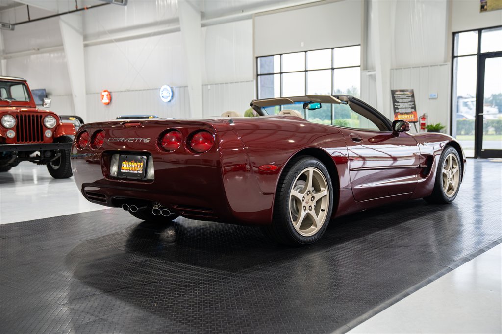 2003 Chevrolet Corvette 9