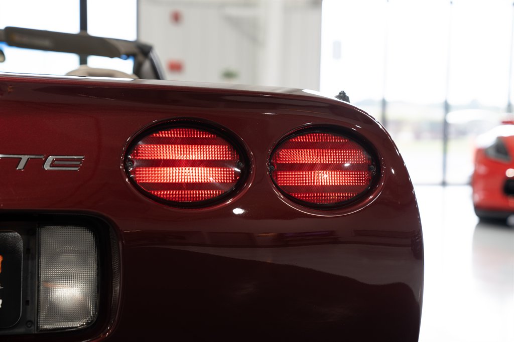2003 Chevrolet Corvette 36