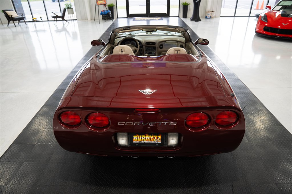 2003 Chevrolet Corvette 32
