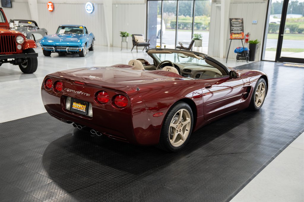 2003 Chevrolet Corvette 10