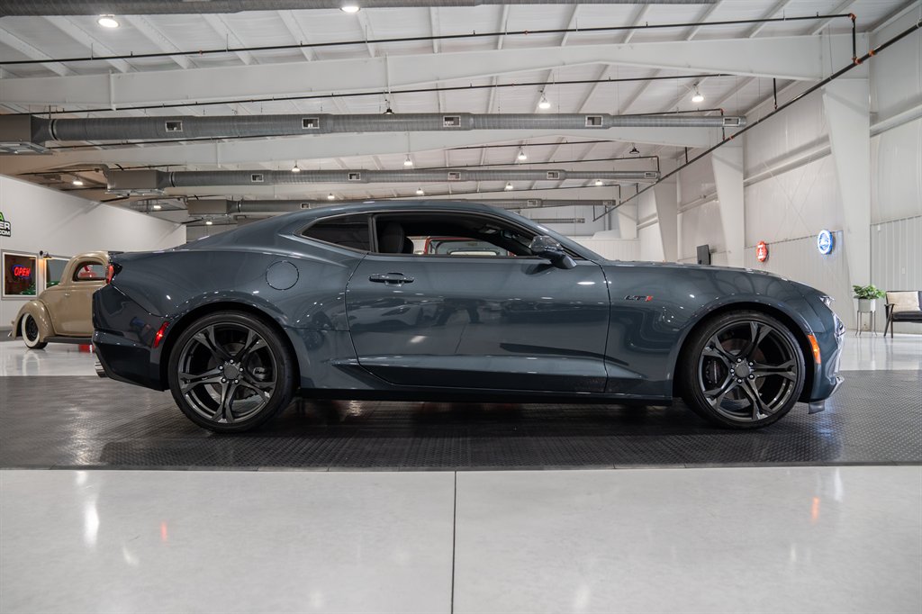 2022 Chevrolet Camaro 11