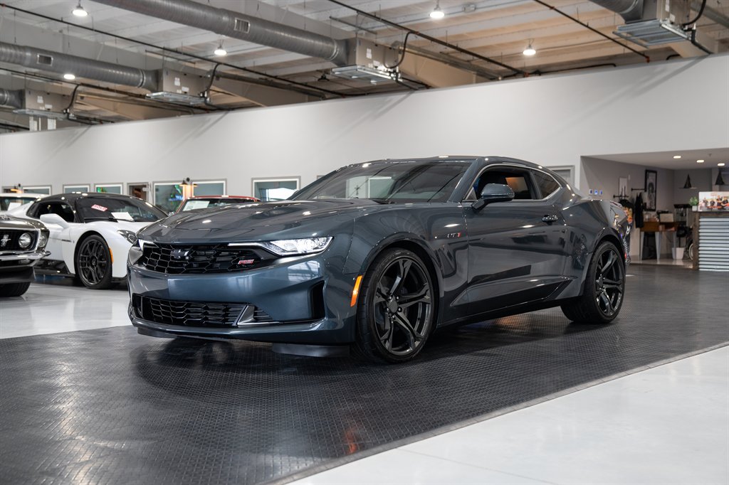2022 Chevrolet Camaro 1