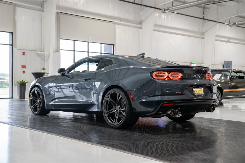 2022 Chevrolet Camaro 5