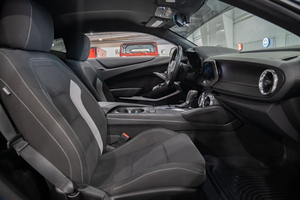 2022 Chevrolet Camaro 54