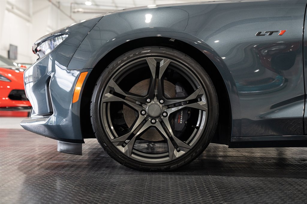 2022 Chevrolet Camaro 34