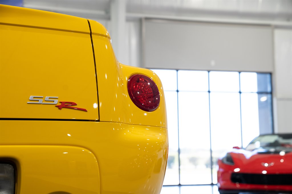 2004 Chevrolet SSR 40