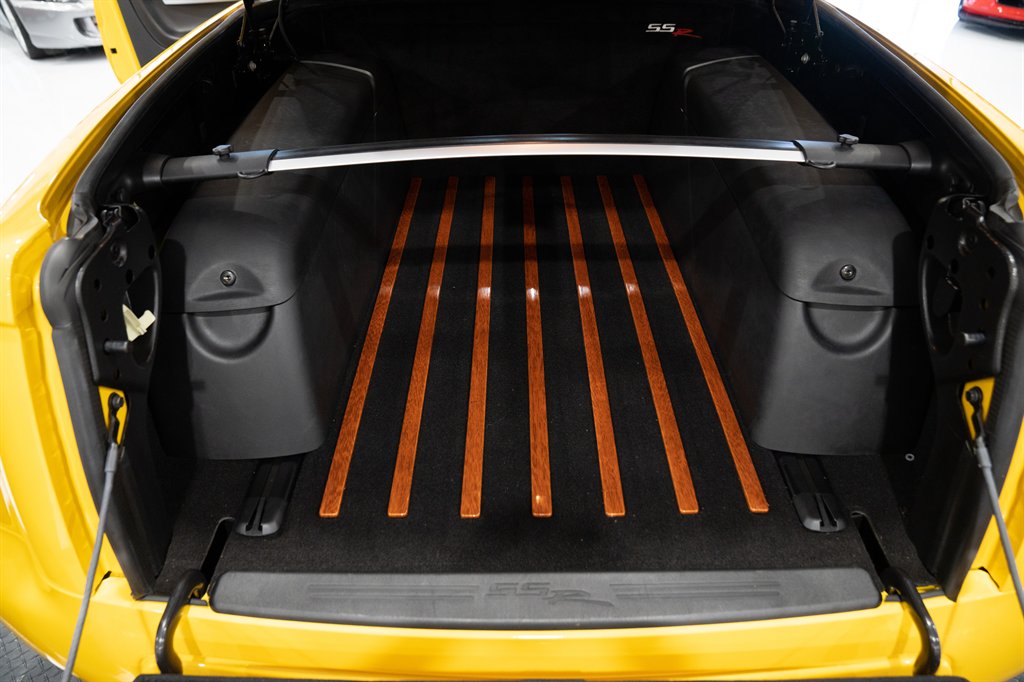 2004 Chevrolet SSR 36