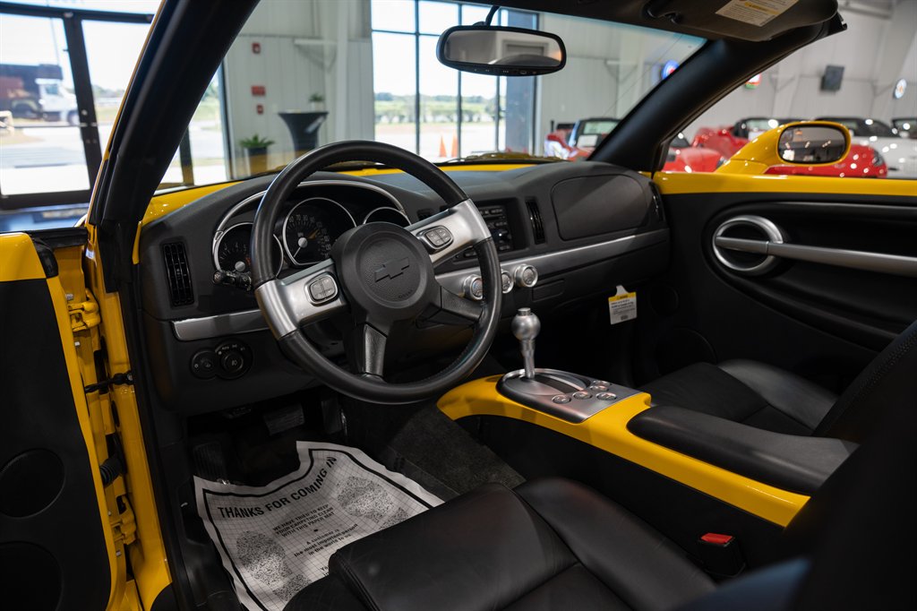 2004 Chevrolet SSR 51