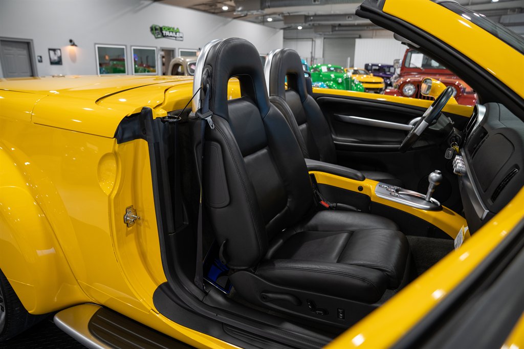 2004 Chevrolet SSR 70