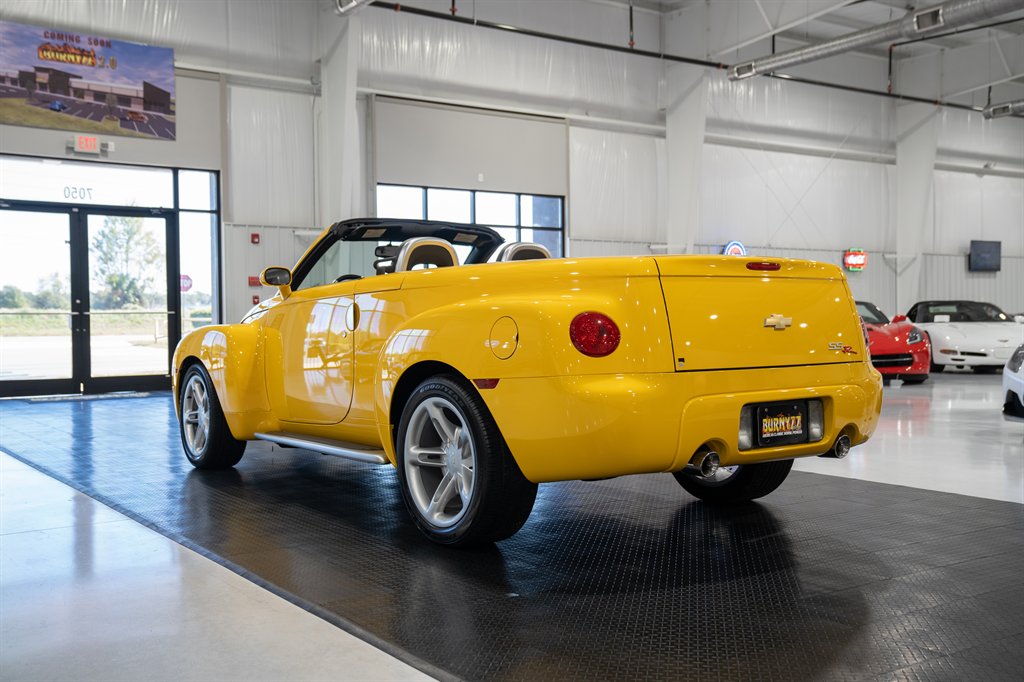 2004 Chevrolet SSR 5