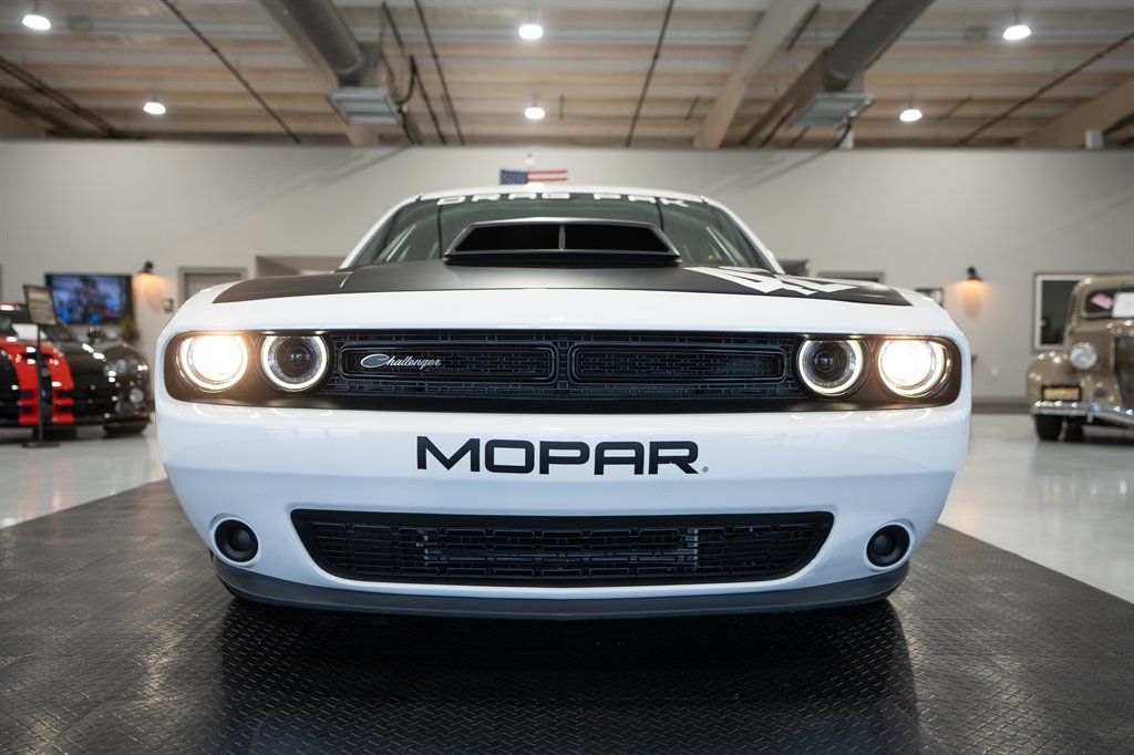 2015 Dodge Challenger Drag PAK 17