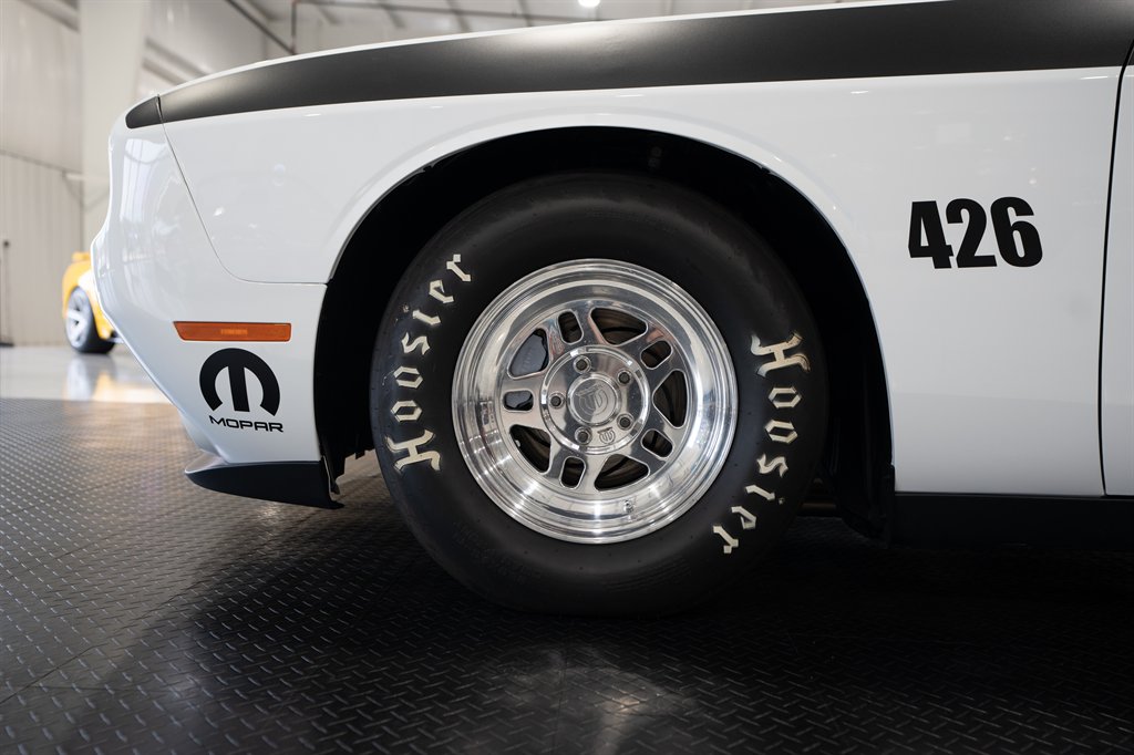 2015 Dodge Challenger Drag PAK 37
